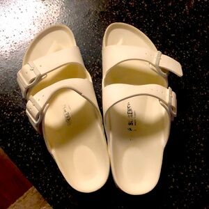 Birkenstock hardly worn!